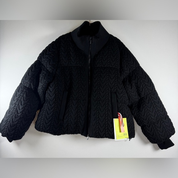 All In Motion™ Women's Puffer Jacket - Black L - Sold Out - Picture 6 of 16